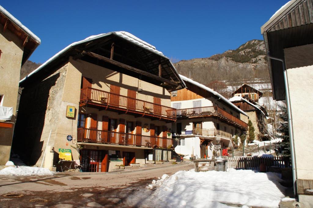 Le Relais Des Vaudois Hotel Freissinieres Exterior foto